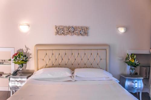 Hotel Patavium Ideally located in the prime touristic area of Padova City Center, Hotel Patavium promises a relaxing and wonderful visit. The hotel offers a wide range of amenities and perks to ensure you have a gre