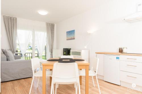 Jantar Apartamenty - Pod Lipami - image 5