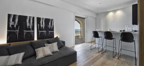  Luxury Suites Collection - Frontemare Viale Milano 33, Pension in Riccione