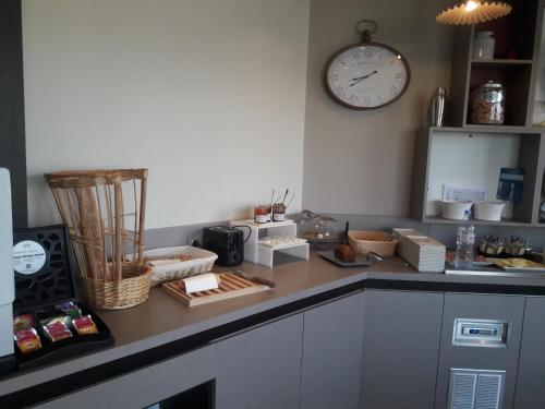 ibis Styles Rouen Nord-Barentin - image 2