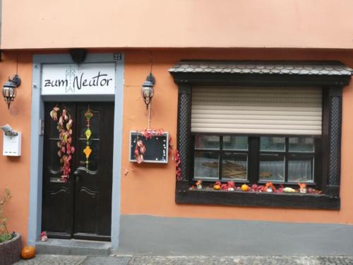 

Atelierloft-in-der-Altstadt-von-Linz-am-Rhein