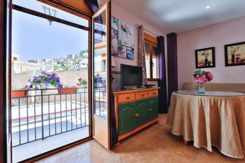 Apartamentos Castillo Cazorla - image 3