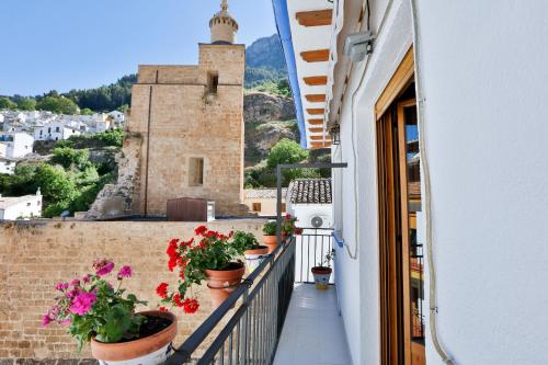 Apartamentos Castillo Cazorla - image 5