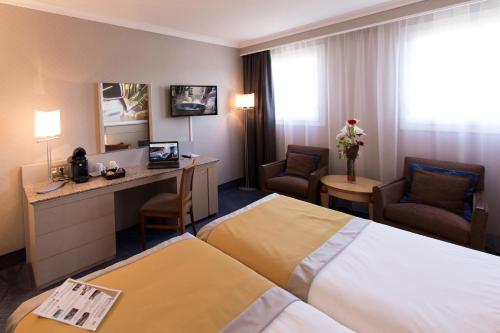 Hotel Le Paddock - image 3