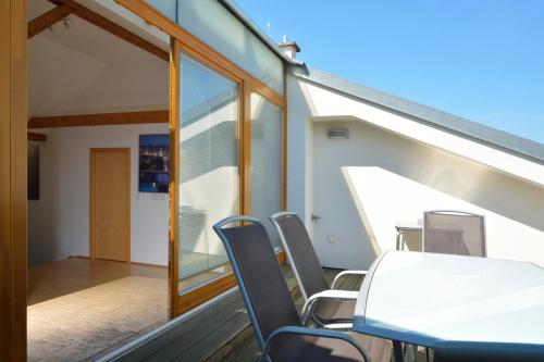 Balcony/terrace, DownTown Suites Kodanska in Prague 10