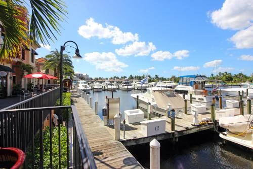 Waterfront Villa Key Largo SW Cape ID1512 - image 10