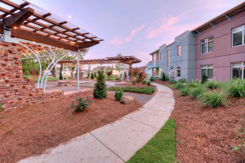 The Crash Pad: An Uncommon Hostel - image 2