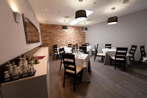 Visit Hotel - image 5