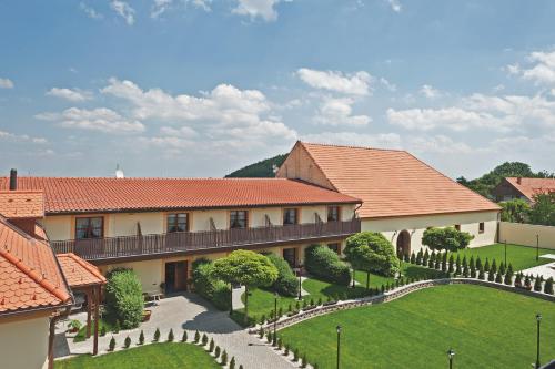 Hotel Buchlov - main image