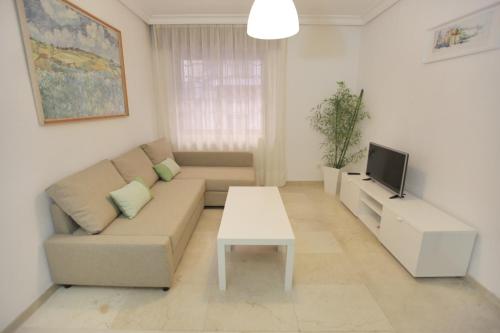  Apart. Corte Ingles Center, Ferienwohnung in Córdoba