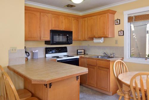 Surf Motel and Gardens in ฟอร์ตบรากก์ (CA)