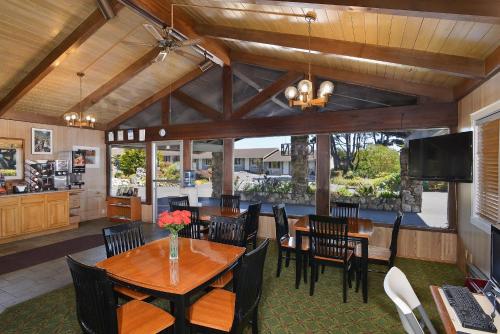 Surf Motel and Gardens in ฟอร์ตบรากก์ (CA)