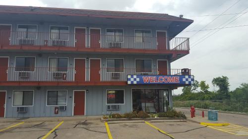 Travel Inn in Sharonville, USA