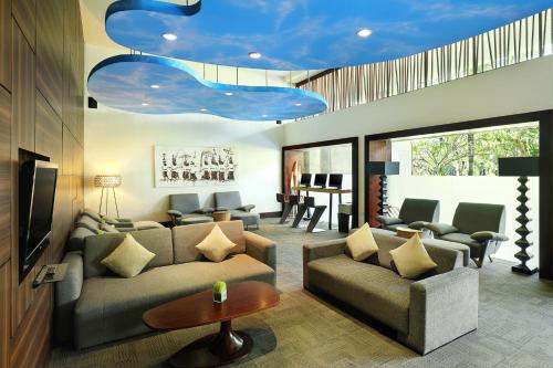 Pullman Bali Legian Beach