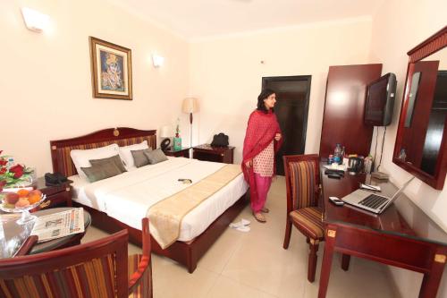 Hotel Kridha Residency - Opposite Prem Mandir Vrindavan