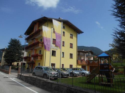  Residence Stella delle Alpi, Pension in Cavedago