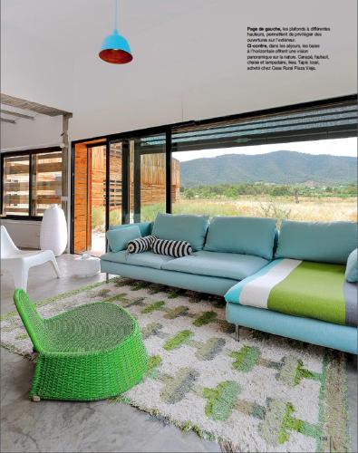 Casa para tres hermanas in คาเวียร์
