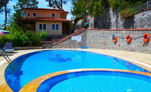  Apart Palm 4 with Share Pool in Göcek