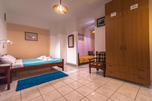 Standard Room image 4