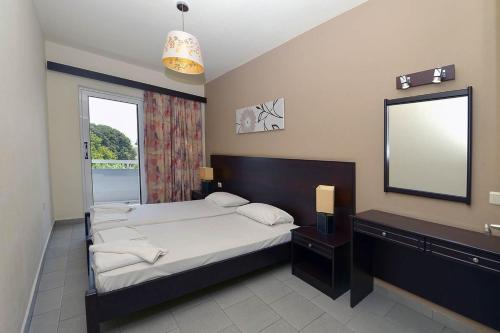 Two-Bedroom Apartment image 5
