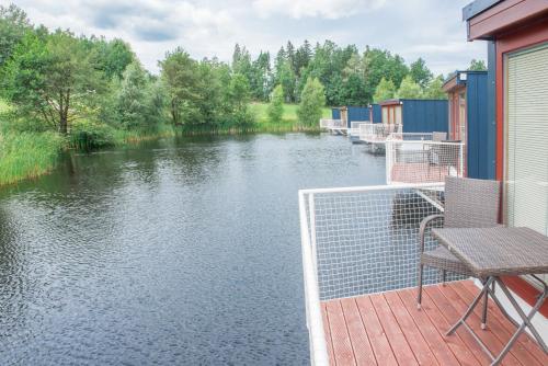 Skats, Hausboaty Ypsilon Golf Liberec in Mníšek