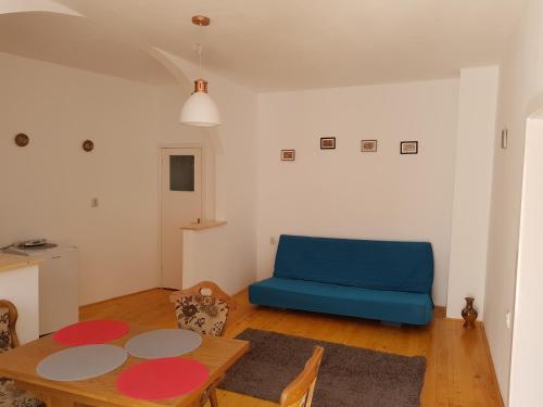 Luk Old Town Apartment - image 4