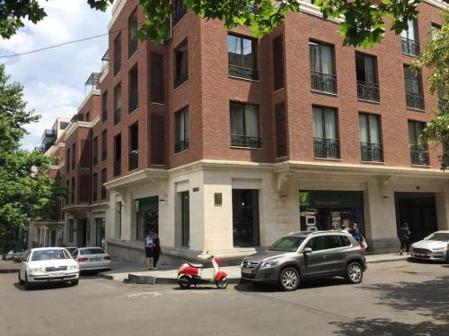 Wehost-Modern Apartment in Luxury Building
