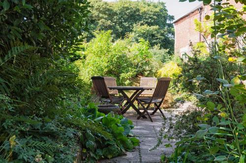 The Coach House B&B - image 11