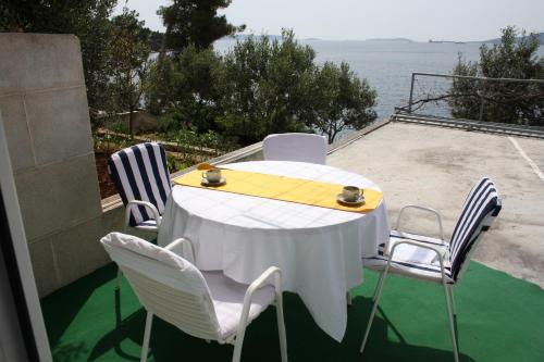 Apartments Šimleša in Okrug Donji