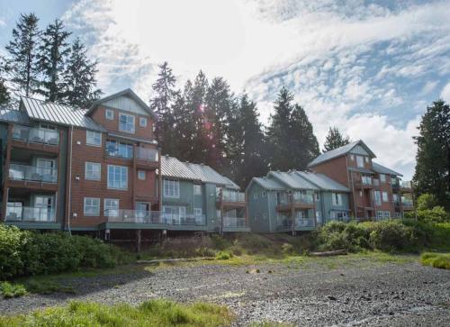 Luxury Oceanfront Condo by OnlyBC 101 - Apartment - Tofino