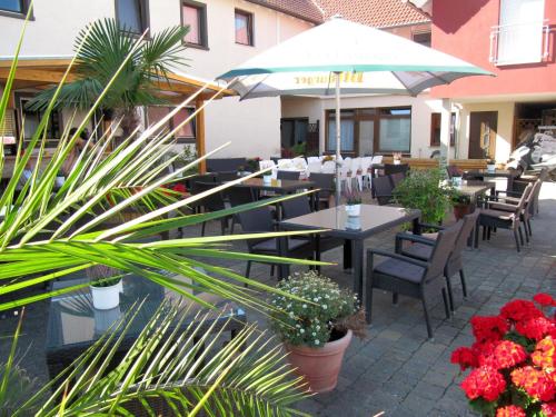 Balcony/terrace, Restaurant & Hotel Exquisite in Bobenheim am Berg