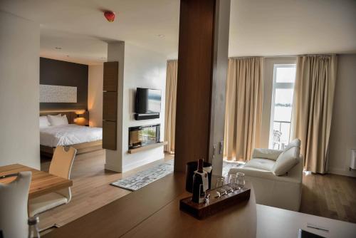 Létesítmények, La Cache du Lac Champlain in Venise-en-Québec