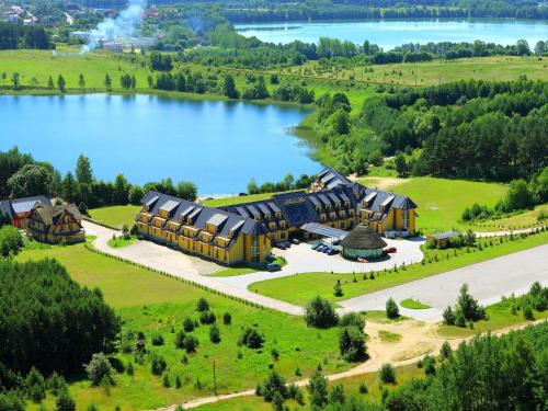. Manor Hotel