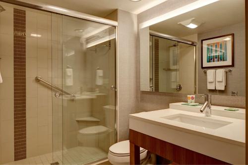 浴室, 哥倫布凱悅嘉軒酒店 (Hyatt Place Columbus) in 貝克 (MS)