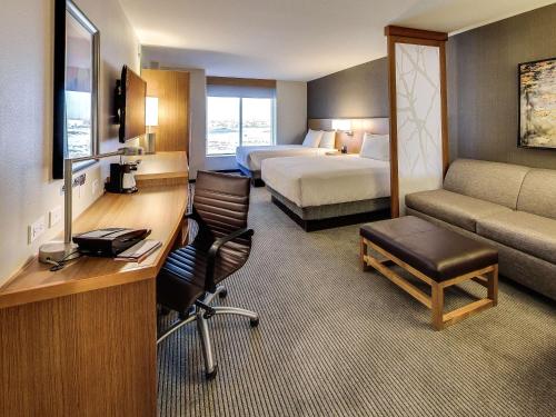 ハイアット プレイス エドモントンウエストTwo Queen Beds (with Sofa Bed)