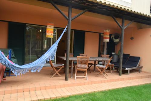  Aroeira Pine Tree Gardens Surf & Golf Villa, Unterkunft in Charneca