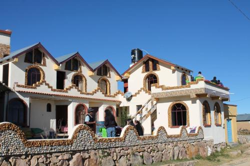 Entrance, Hostal Jallalla in Yumani