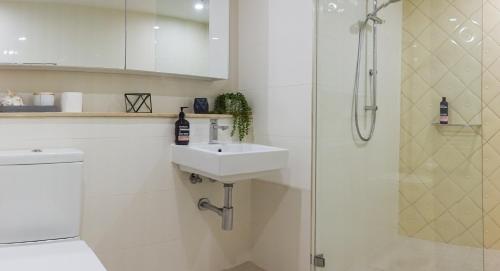 Orange Stay Apartments Potts Point - image 2