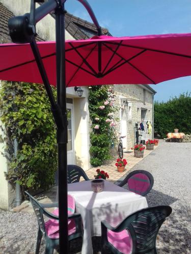 Chambres d'Hotes Elvire et Laurent Barbey BnB La Madeleine