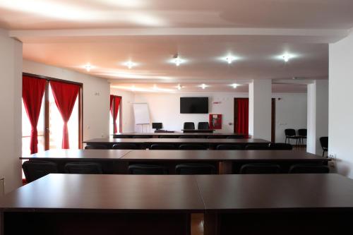 Hotel Insula - image 8