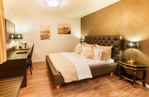 Business Hotel First - image 3