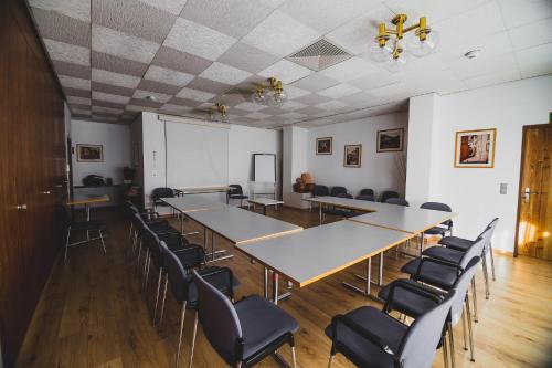 Hotel Touring Chiasso - image 8