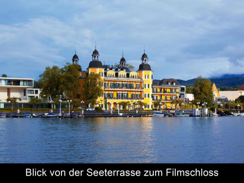 Hotel-Restaurant "Veldener Traumschiff" direkt am See in 2min im Zentrum – Velden, CA