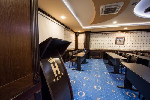 Grand Hotel Hebar - image 4