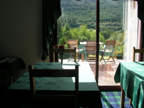 Ресторан, Darroch View B&B in Інверморістон