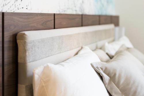 Rhome Suites - image 14