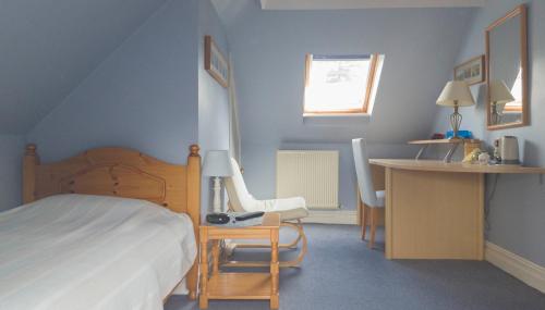 Sandfield Guest House - image 2