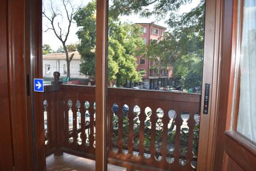 Family Hotel at Renaissance Square - image 3