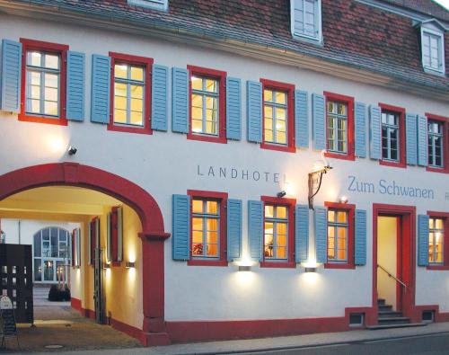 . Landhotel zum Schwanen mit Restaurant Mona Liza