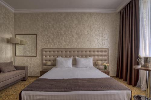 Europe Hotel - image 2